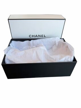 CHANEL Empty Black & White Gift Box with Tissue